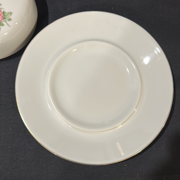 Vintage East German Kahla porcelain covered butter dish… button top - Picture 5 of 5